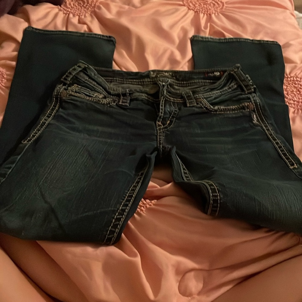 Dark wash, boot cut jeans